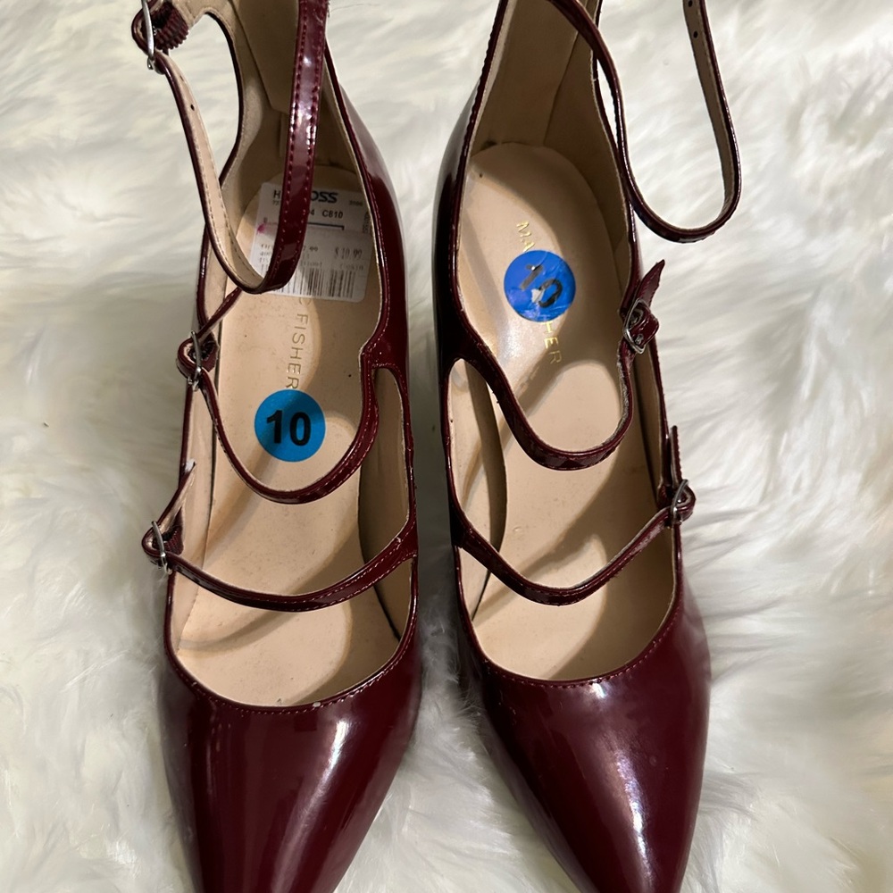 Strapping heels